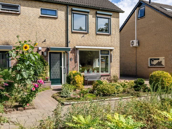 Foto 32 van Manegelaan 15