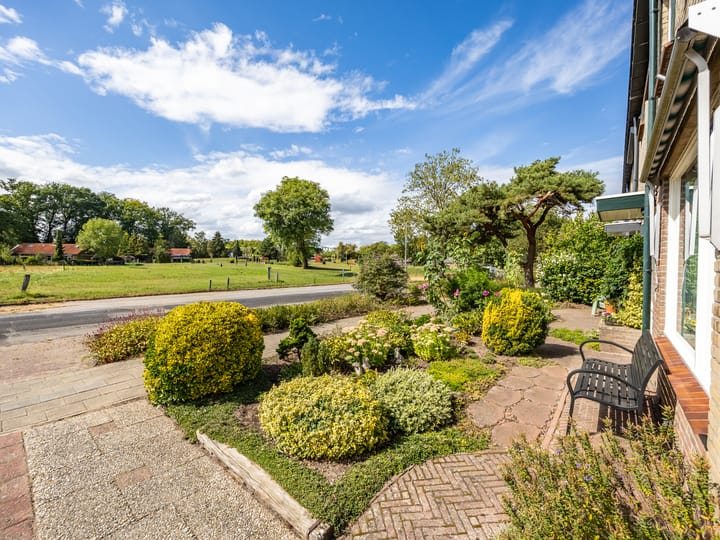 Foto 35 van Manegelaan 15