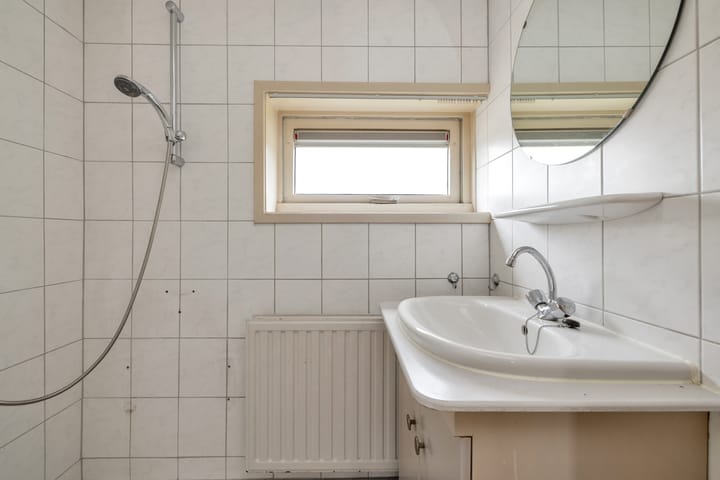 Photo 20 of Burgemeester van der Lelystraat 92