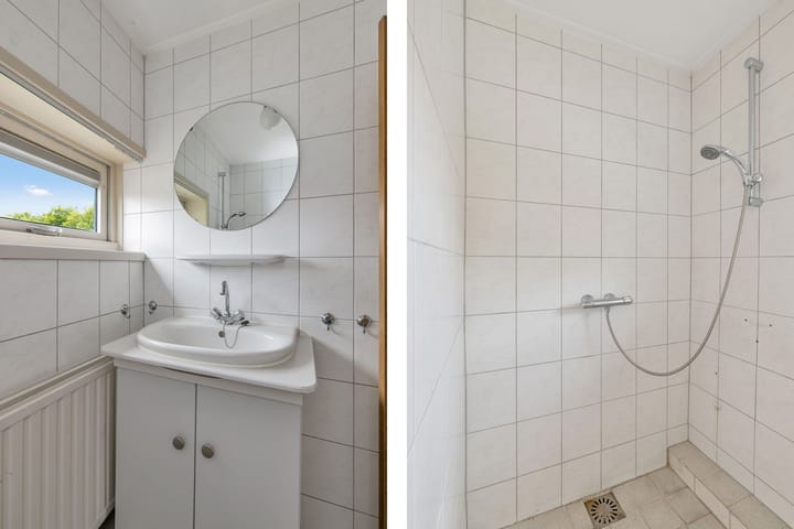 Photo 21 of Burgemeester van der Lelystraat 92