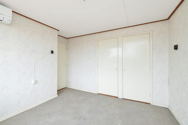 Photo 23 of Burgemeester van der Lelystraat 92