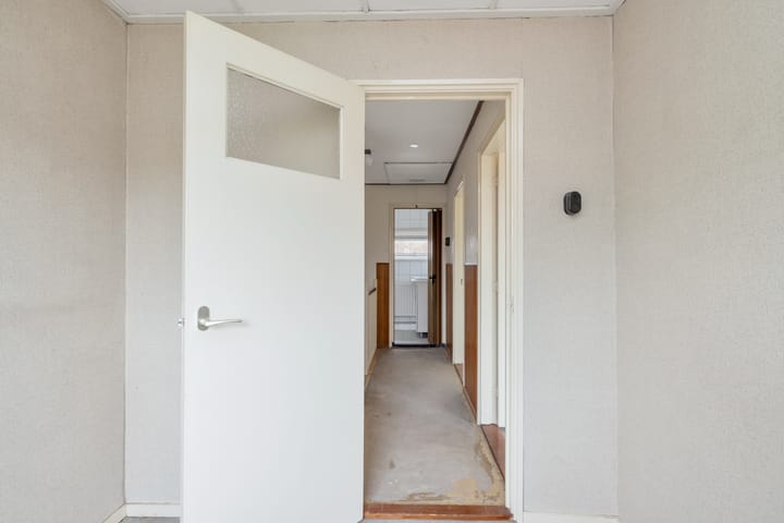 Photo 26 of Burgemeester van der Lelystraat 92