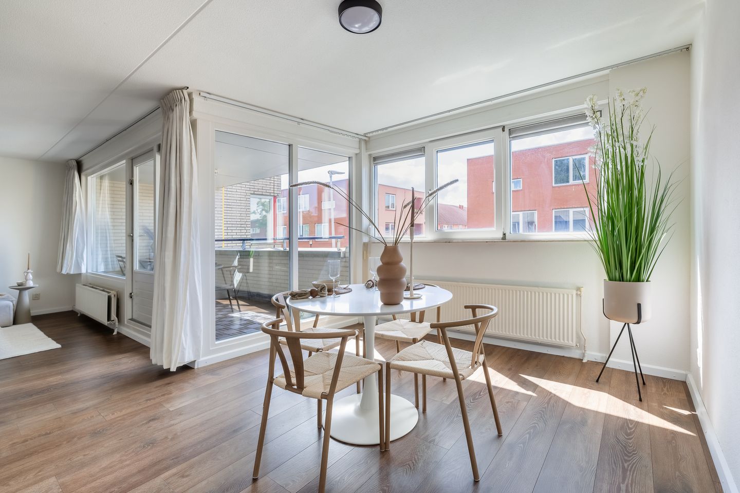 Photo 10 of Dollardstraat 44