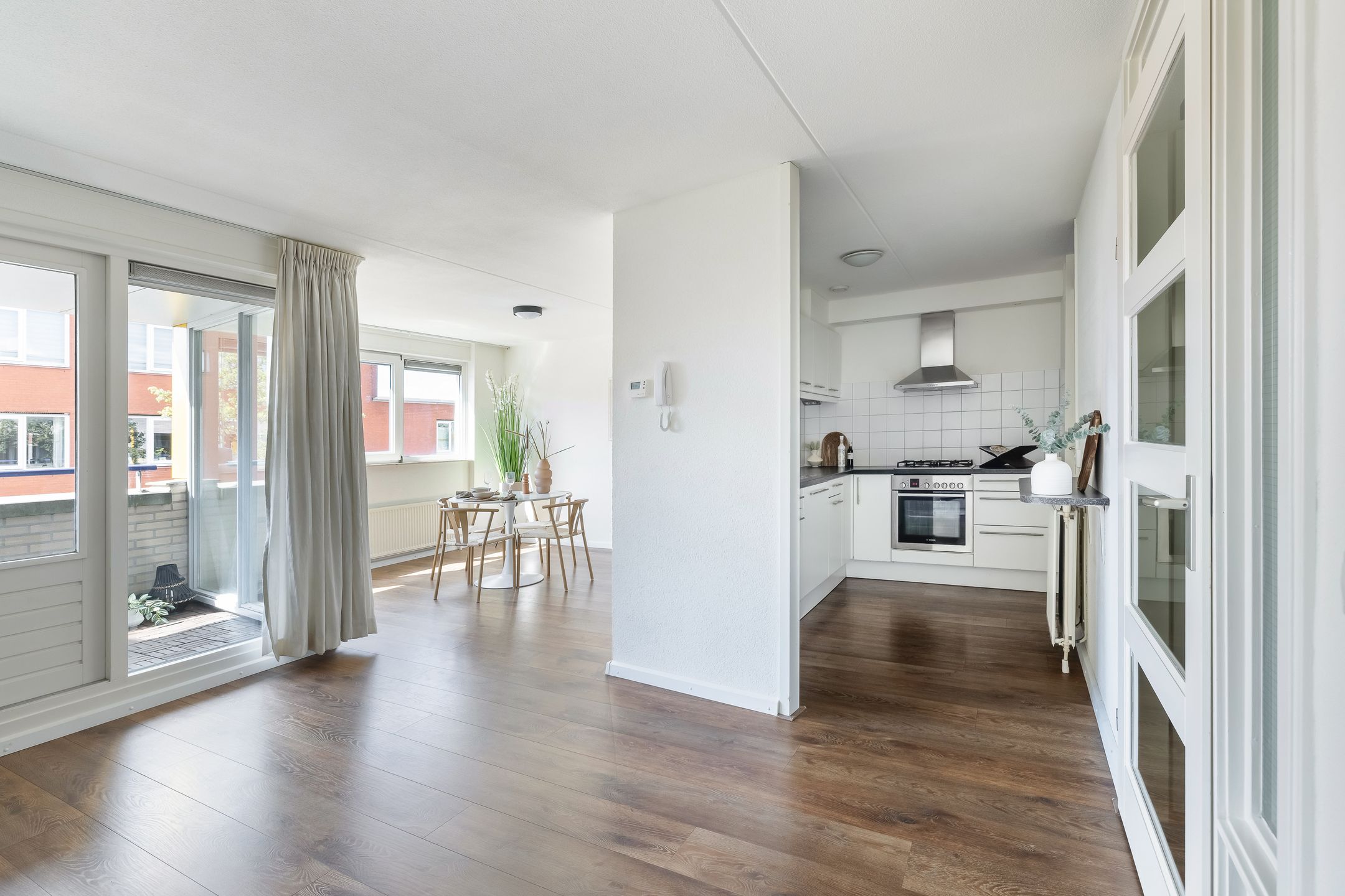 Photo 15 of Dollardstraat 44