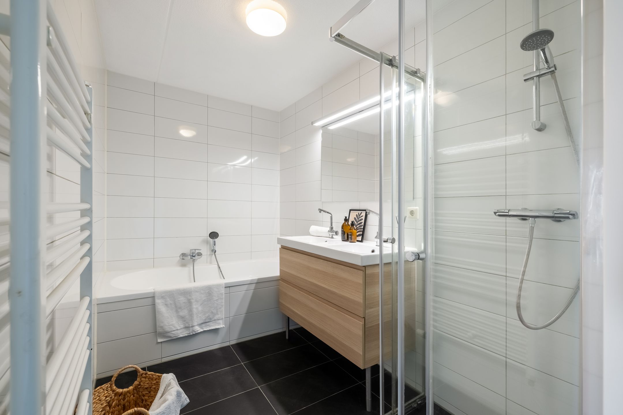 Photo 24 of Dollardstraat 44