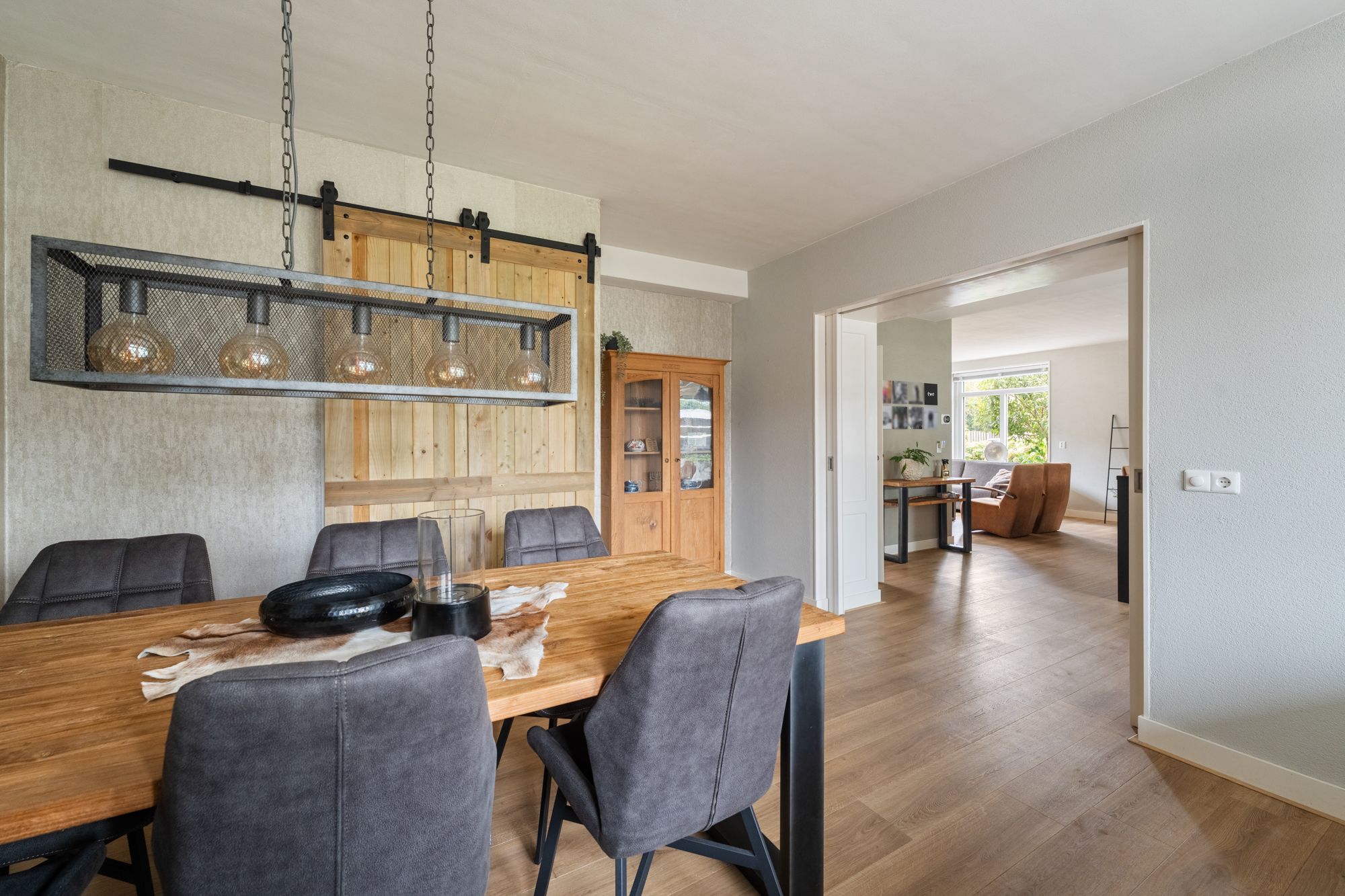 Photo 3 of Loogstraat 12