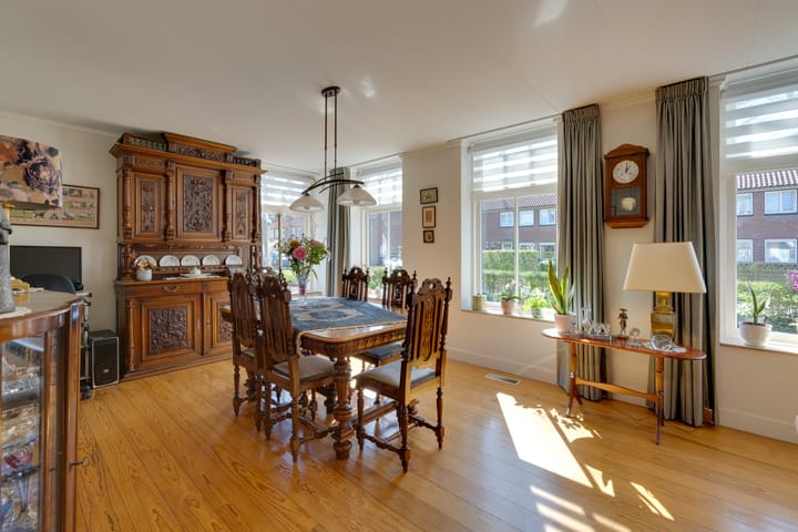 Photo 10 of Zuiderpad 62