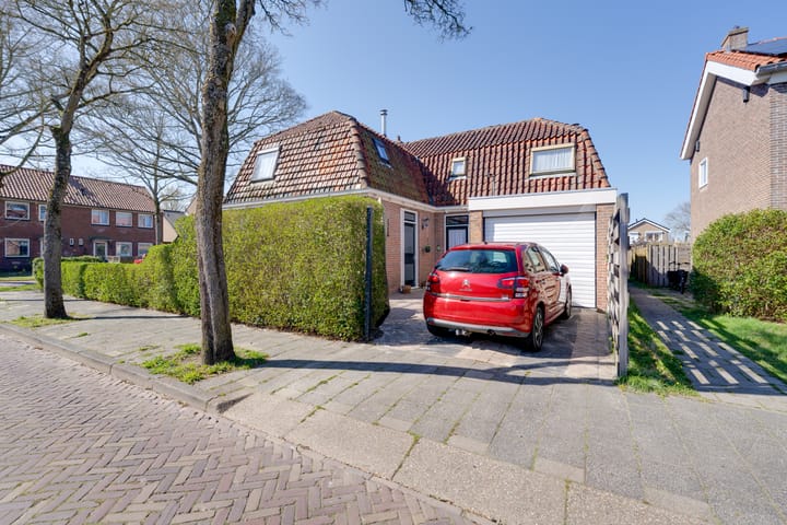 Photo 42 of Zuiderpad 62