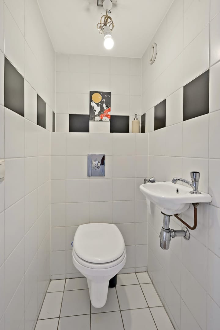 Foto 24 van Haarlemmerstraat 56-B