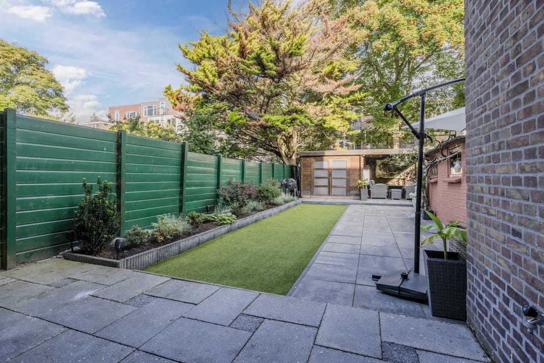 Photo 1 of Esdoornstraat 25