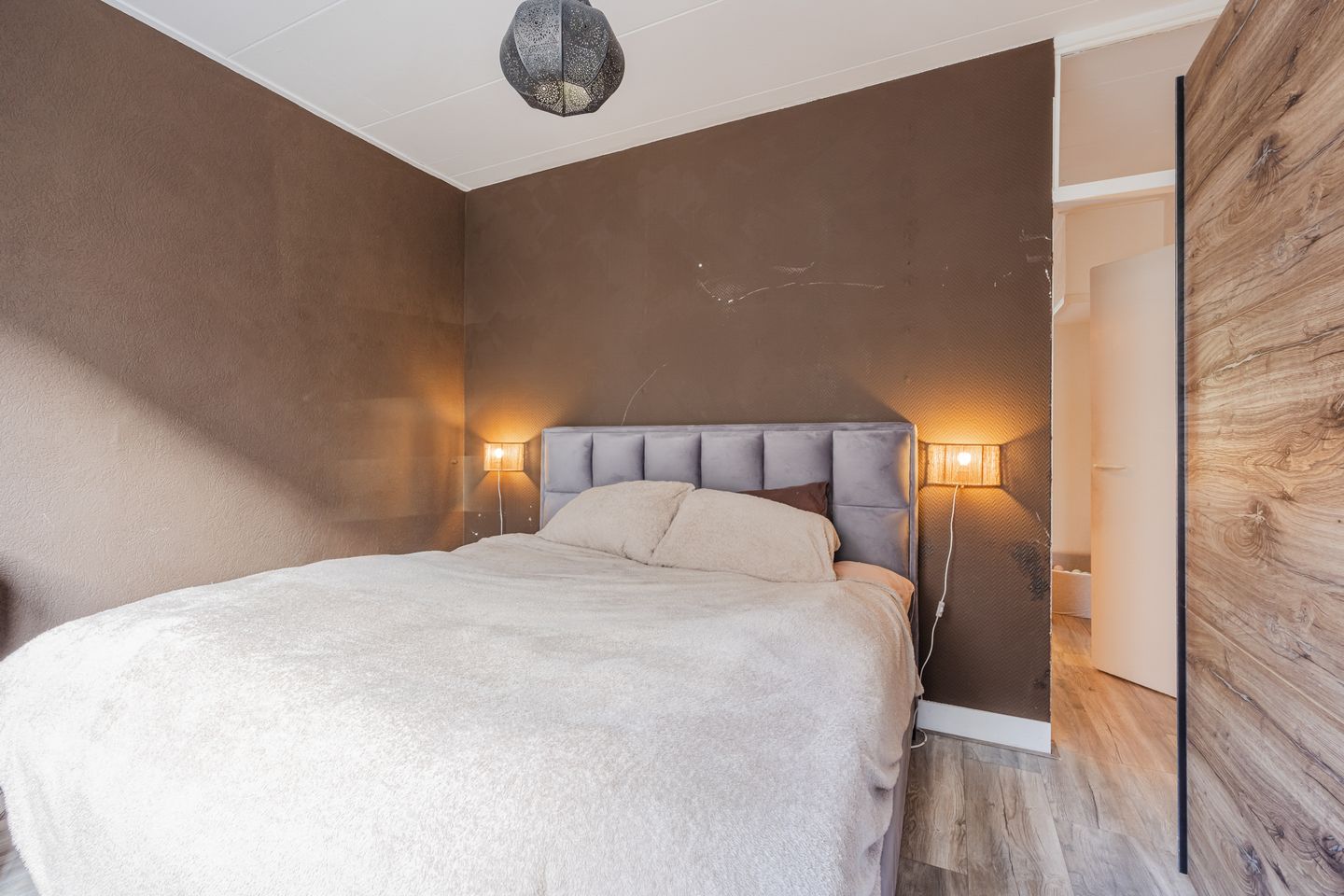 Photo 5 of Esdoornstraat 25