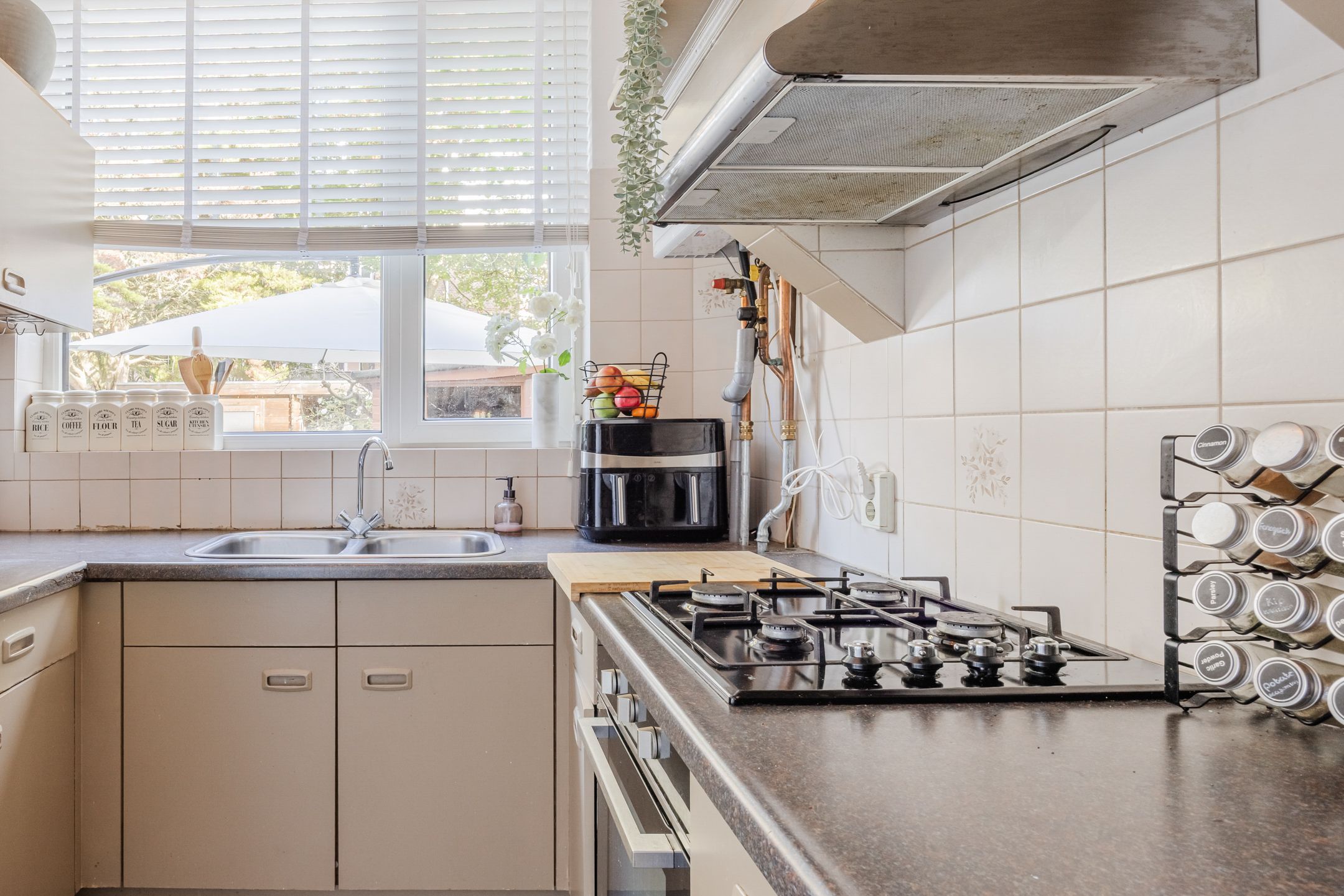 Photo 15 of Esdoornstraat 25