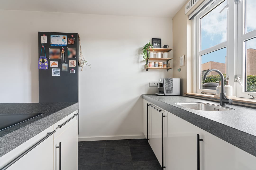 Photo 17 of Claustrum 75