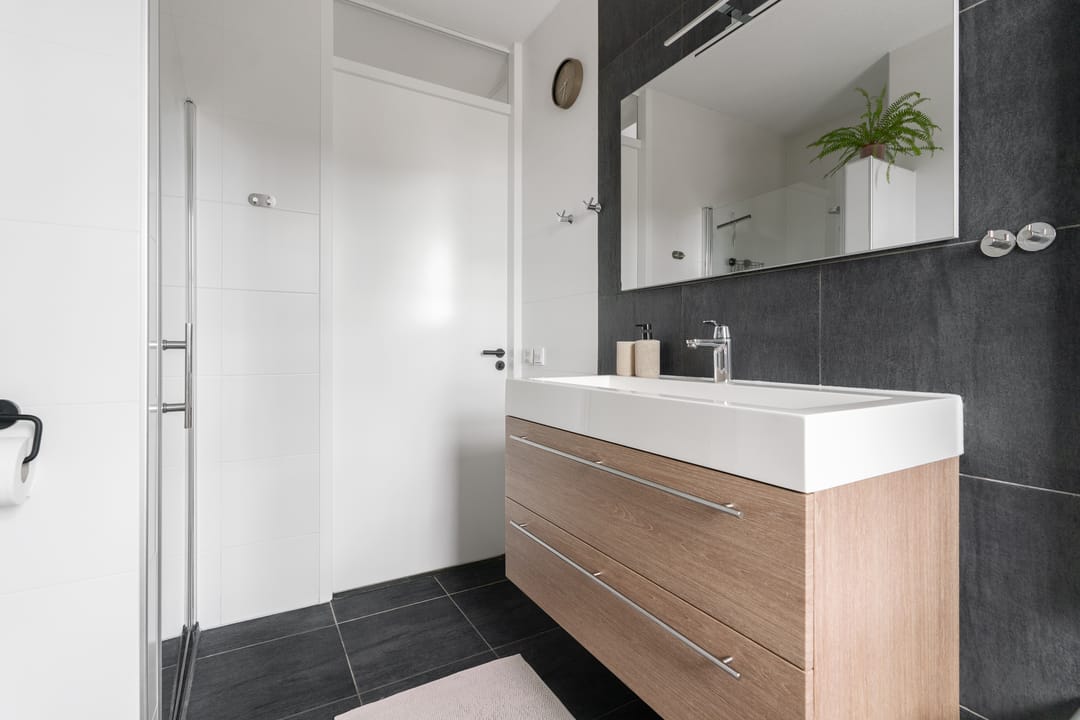Photo 26 of Claustrum 75