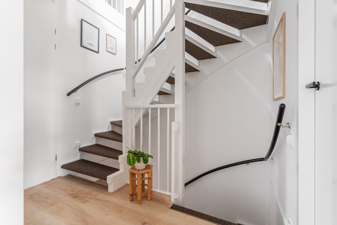 Photo 28 of Claustrum 75
