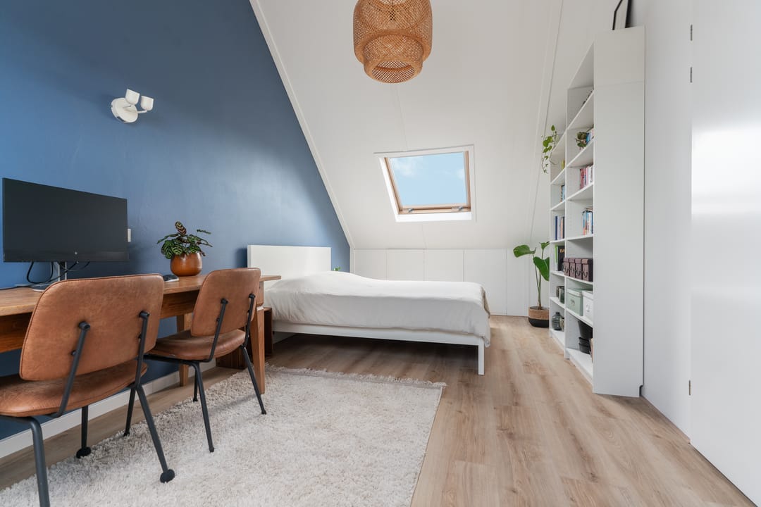 Photo 31 of Claustrum 75