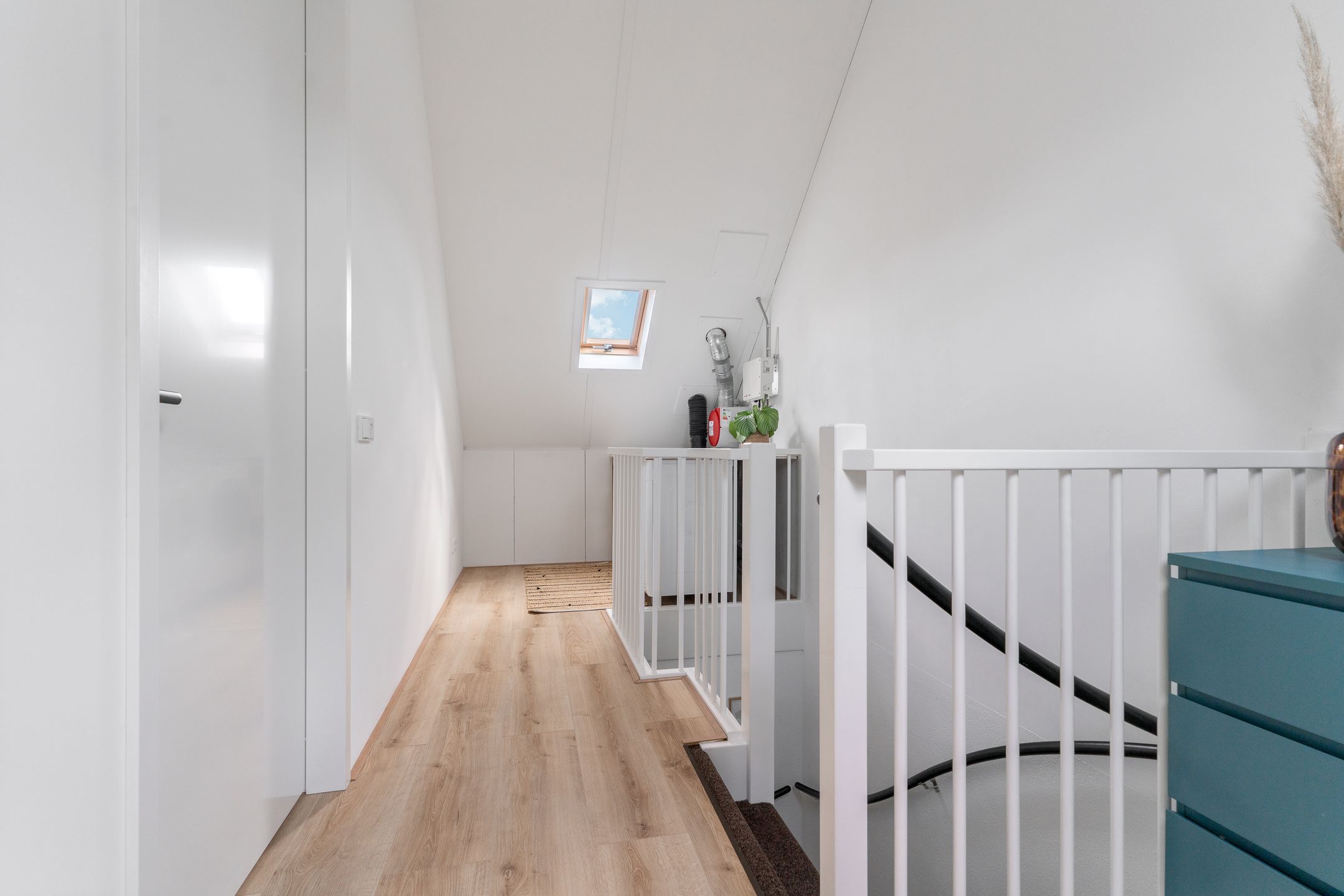 Photo 33 of Claustrum 75