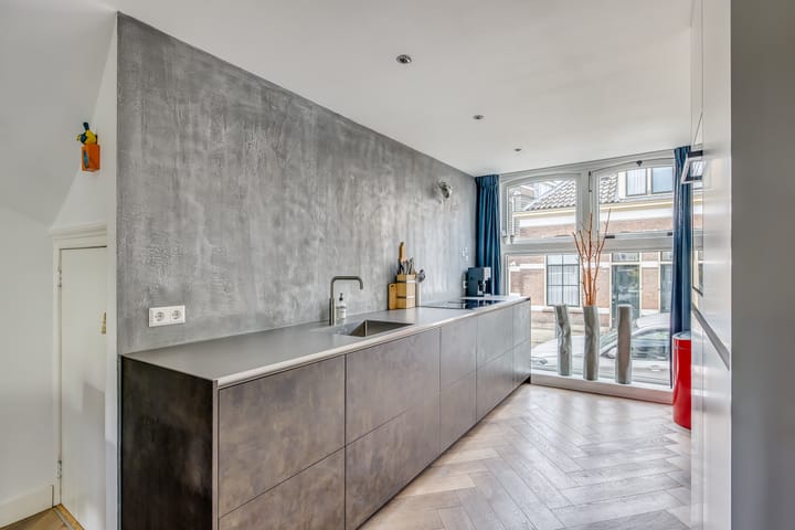 Foto 5 van Mgr. van de Weteringstraat 19