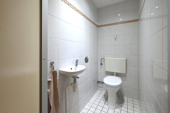 Foto 15 van Veenbesstraat 142