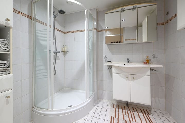 Foto 16 van Veenbesstraat 142