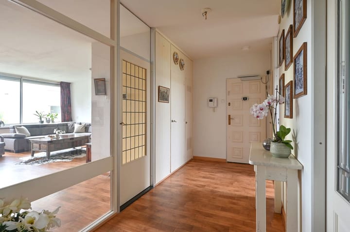 Foto 19 van Veenbesstraat 142