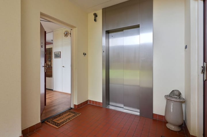 Foto 22 van Veenbesstraat 142