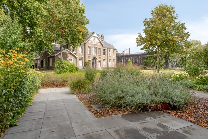 Foto 2 van Burg. de Kuijperlaan 4