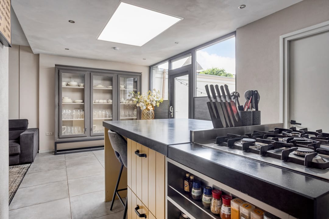 Photo 16 of Burg. de Kuijperlaan 4