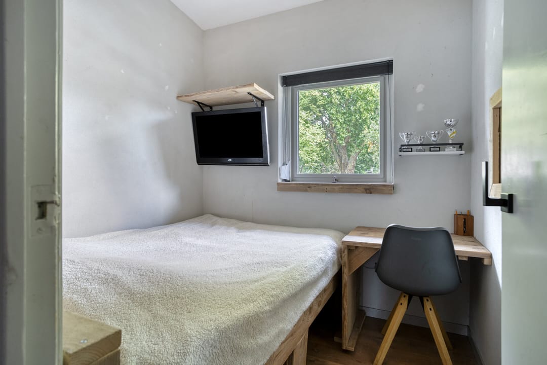 Photo 31 of Burg. de Kuijperlaan 4