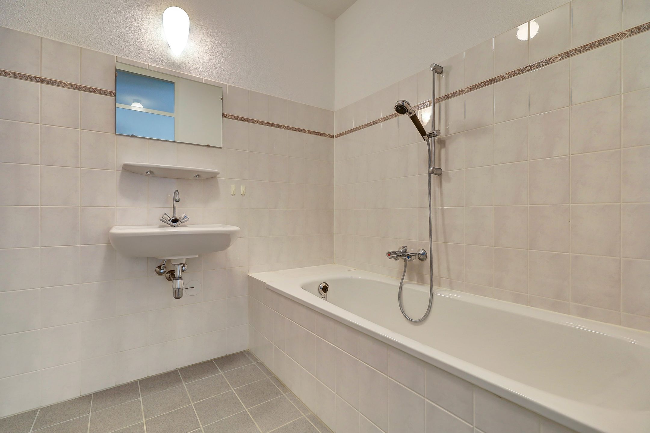 Photo 24 of Watermunt 42