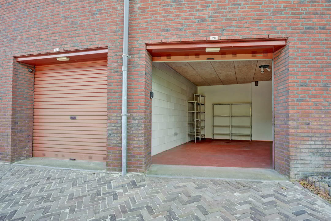 Photo 28 of Watermunt 42