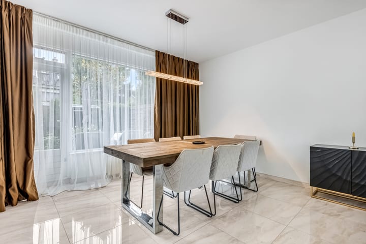 Photo 16 of Weezenhof 2115