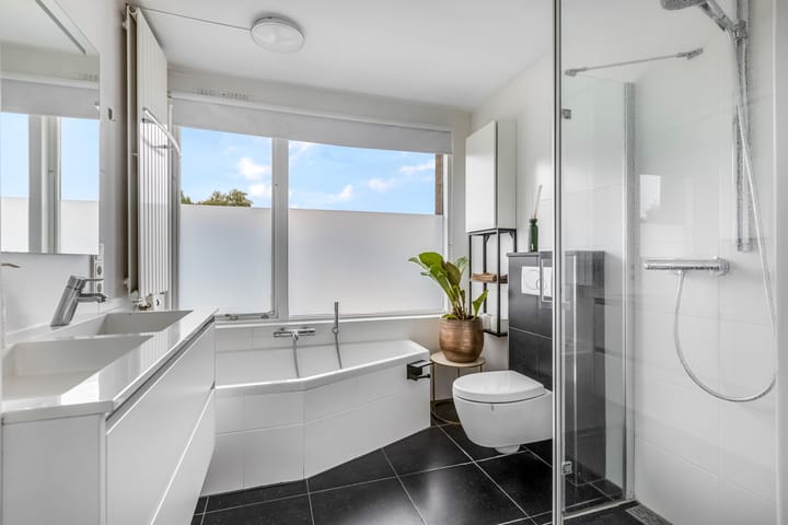 Photo 27 of Weezenhof 2115