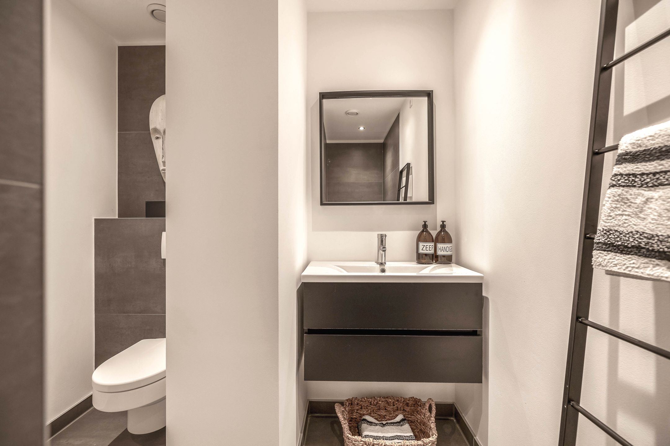 Foto 24 van Grotestraat 235-C