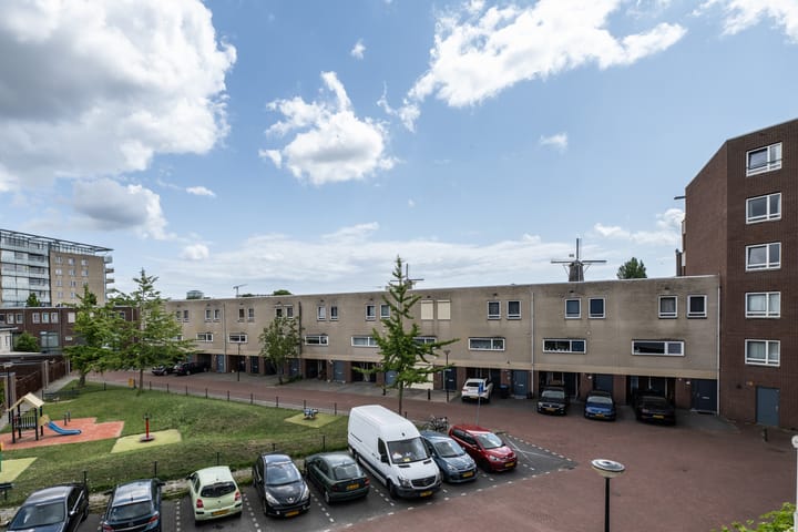 Foto 17 van Joop den Uyllaan 12