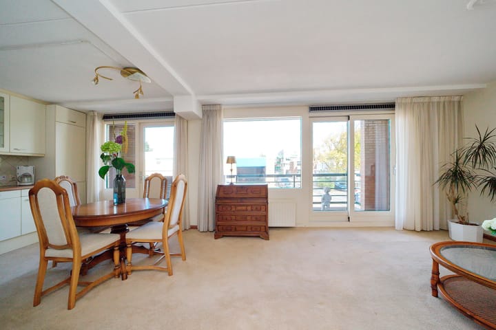 Foto 9 van Hellendaalweg 32