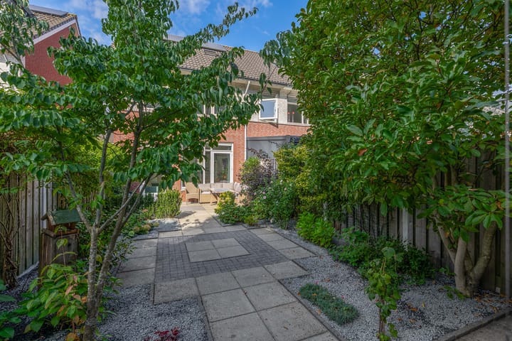 Foto 15 van van Vessemstraat 13