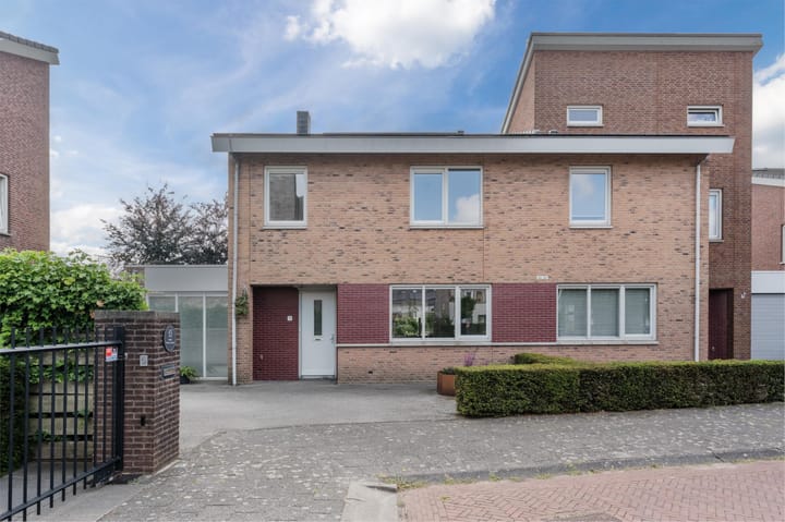 Foto 5 van J.J. Slauerhoffplantsoen 11