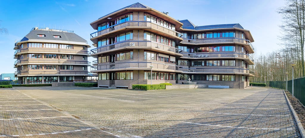 View photo 2 of Croy 7-9