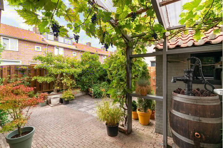 Foto 18 van Prof. Henketstraat 1