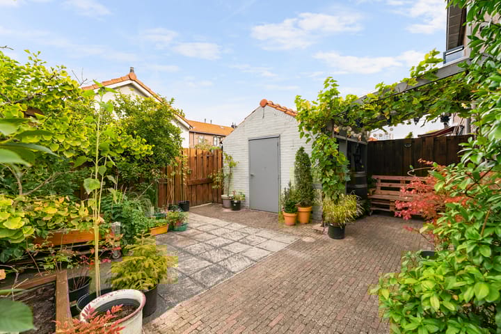 Foto 19 van Prof. Henketstraat 1