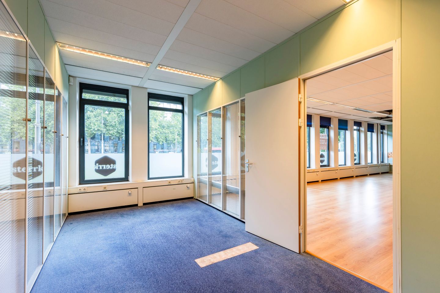 Bekijk foto 3 van Amstelveenseweg 390