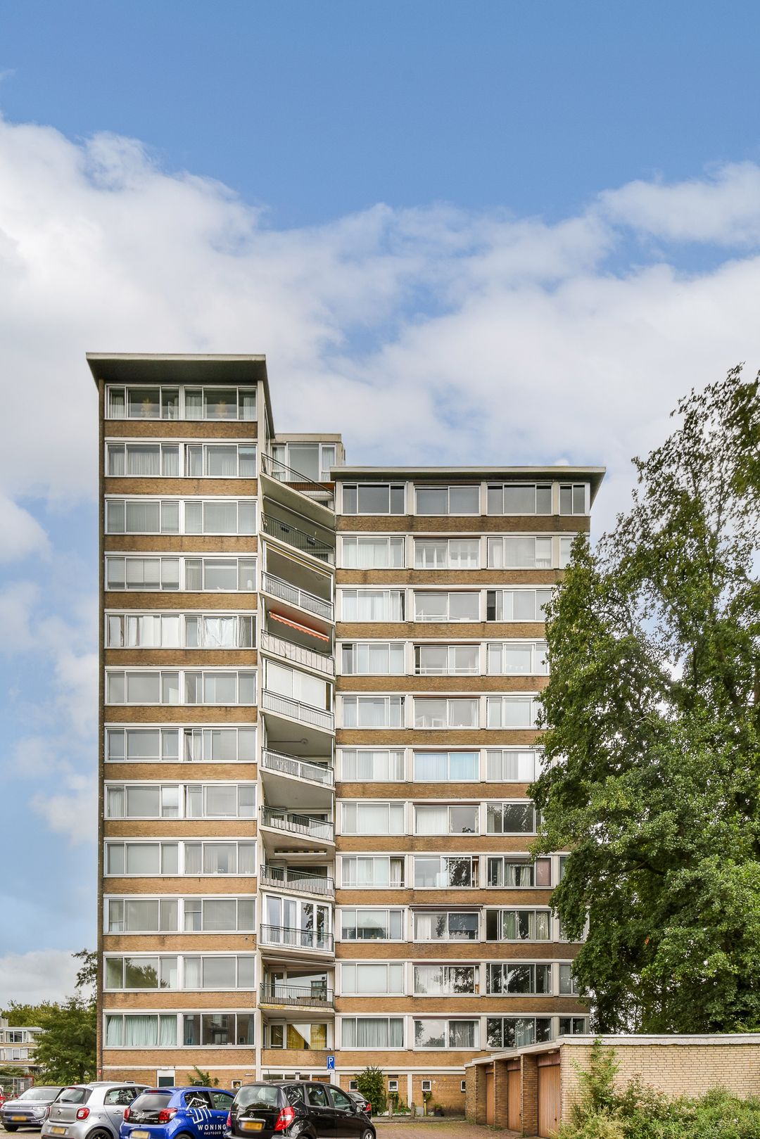 Photo 2 of Meander 569