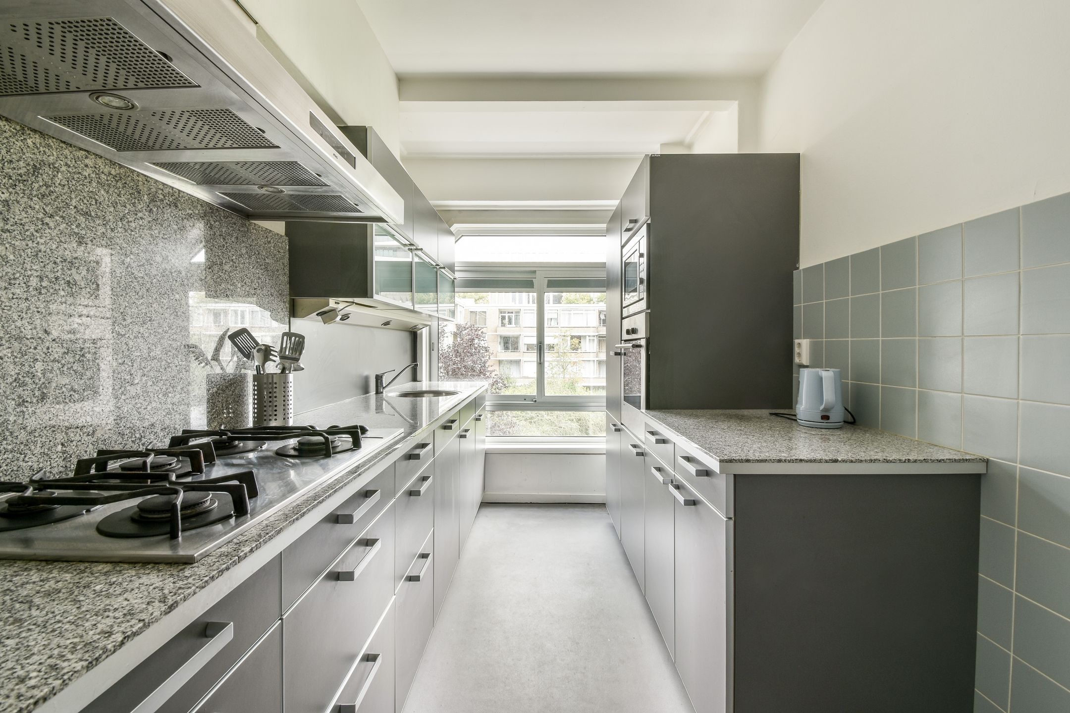 Photo 3 of Meander 569