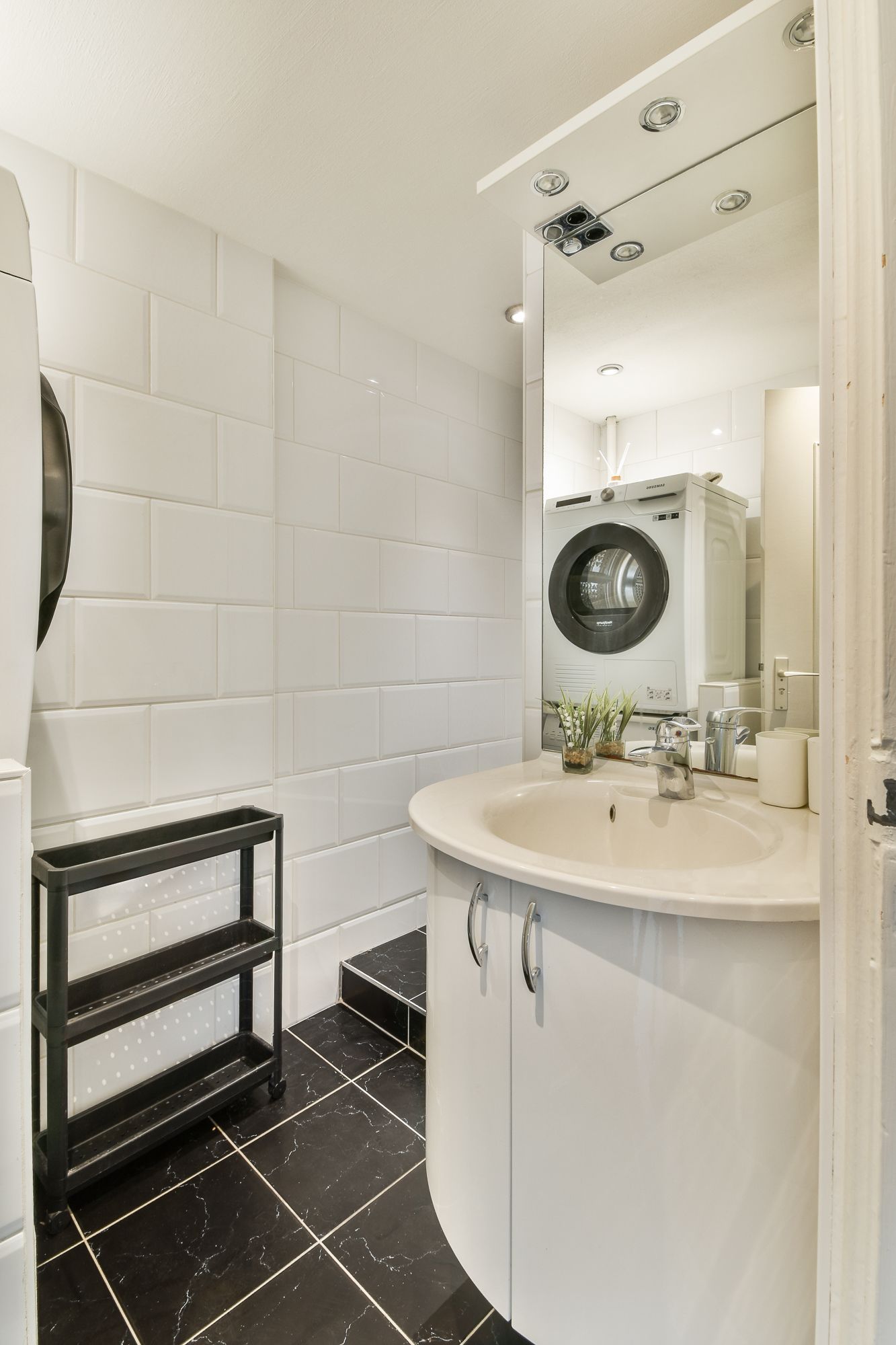 Photo 14 of Meander 569