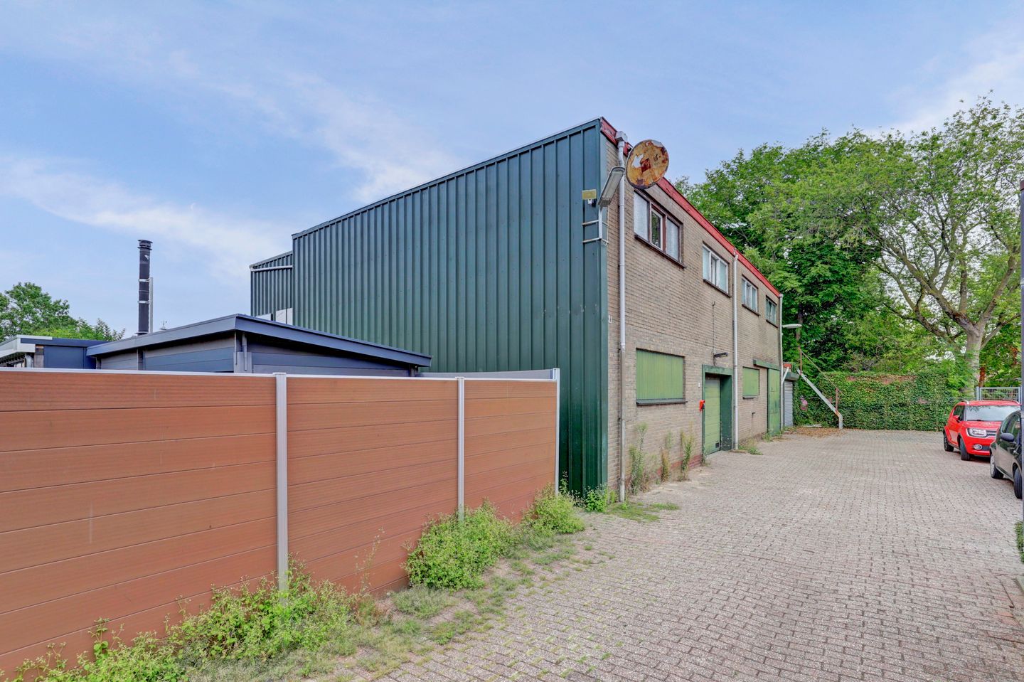 View photo 2 of Noordweg 8-B