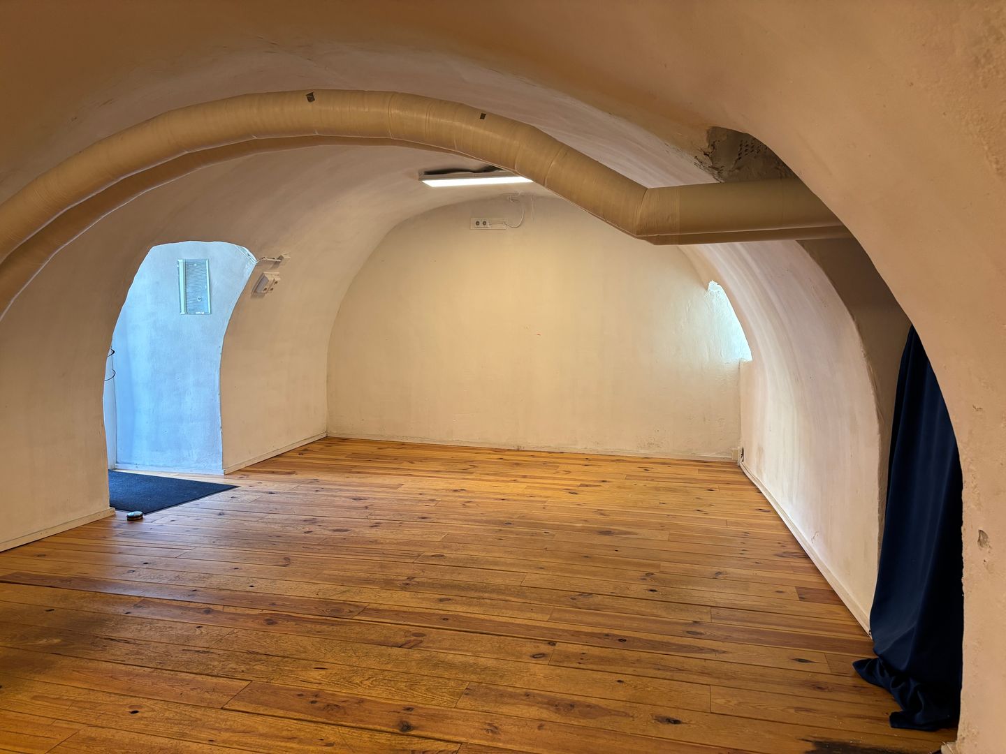 View photo 5 of Oudegracht 105