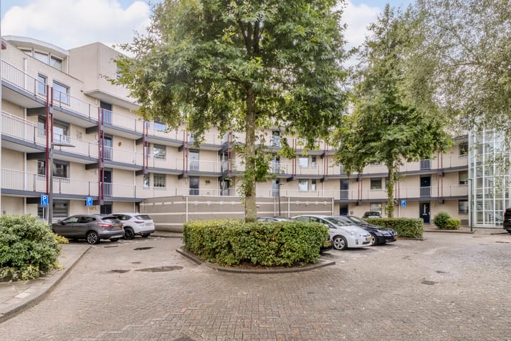 Photo 26 of Kamilleveld 57