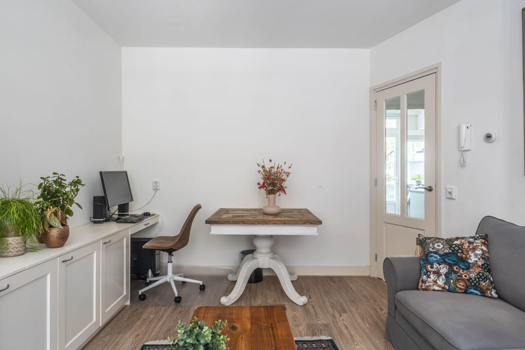 Photo 8 of Van Bossestraat 66-1