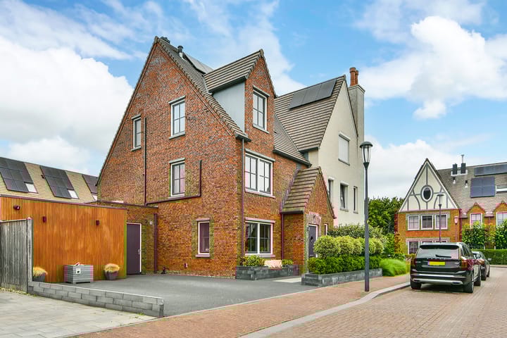 Foto 2 van Charles Brandonlaan 45